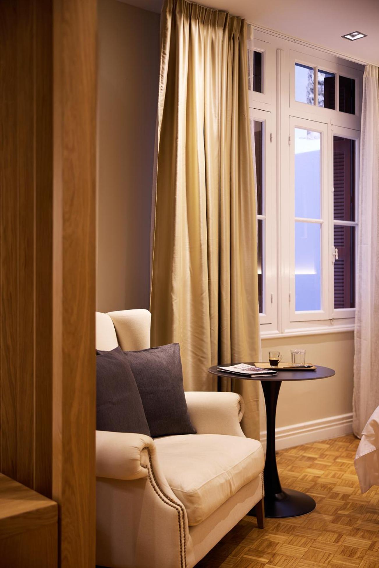 Vrachos Athens Suites Екстериор снимка